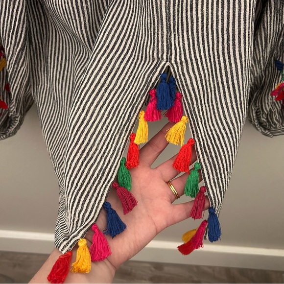 Floreat Soleil floral embroidered striped cotton peasant top w/ tassels Size XSP - Picture 8 of 13